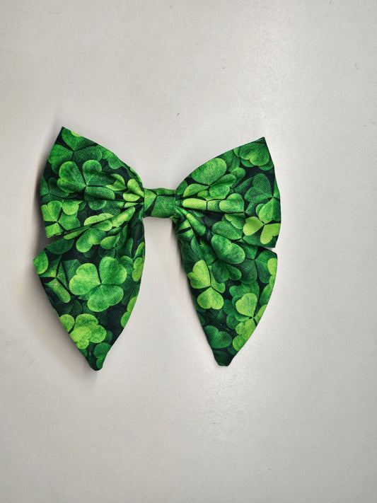 Lucky Clover Bow Tie 🍀